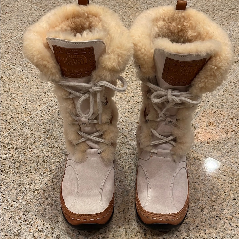 The North Face Primaloft Insulated Suede Lace Up Boots Womens 6.5